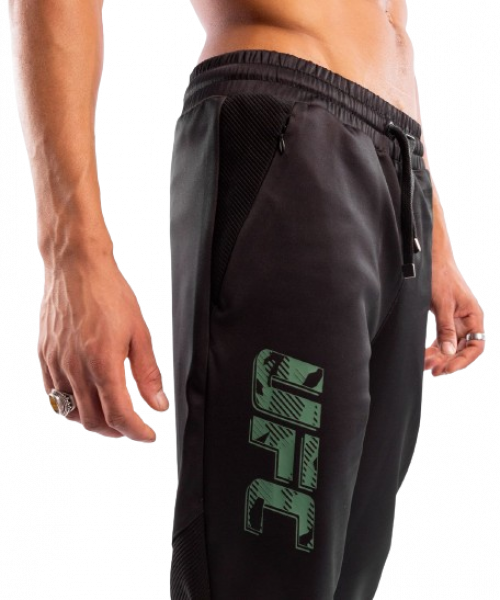 Venum UFC Authentic Fight Week Jogginghosen black/khaki